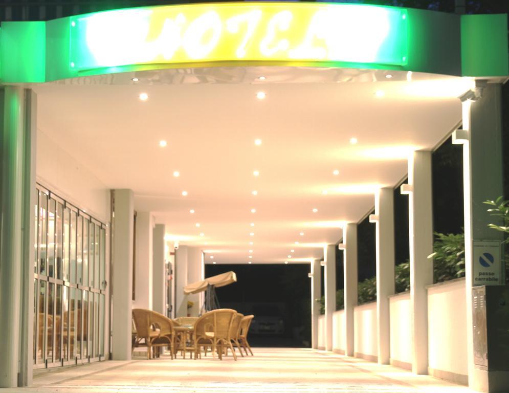 Hotel Oasi Λινιάνο Σαμπιαντόρο Εξωτερικό φωτογραφία