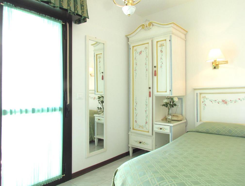 Hotel Oasi Λινιάνο Σαμπιαντόρο Δωμάτιο φωτογραφία